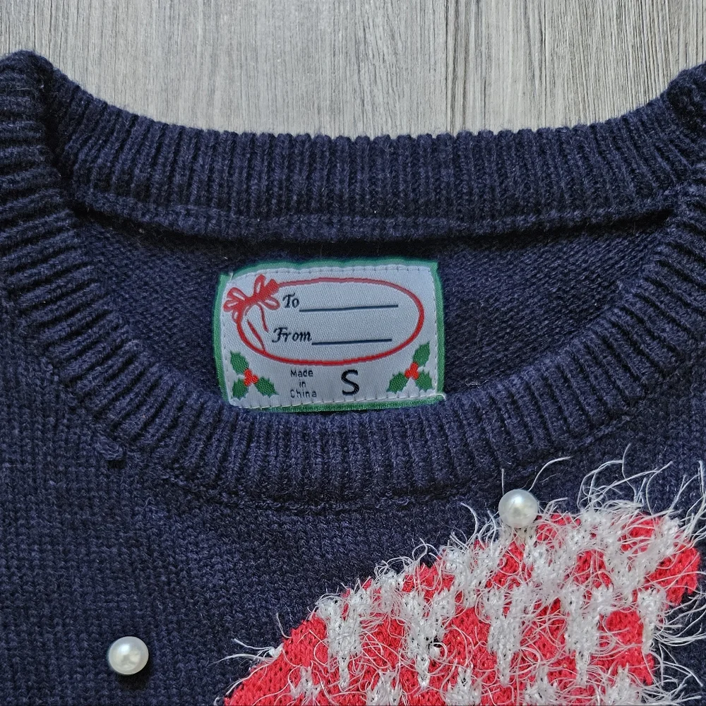 COPY - "UGLY" CHRISTMAS SWEATER, that's actually cute!!... size S - Picture 2 of 9